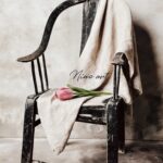 L38 de antieke stoel met tulp  XL