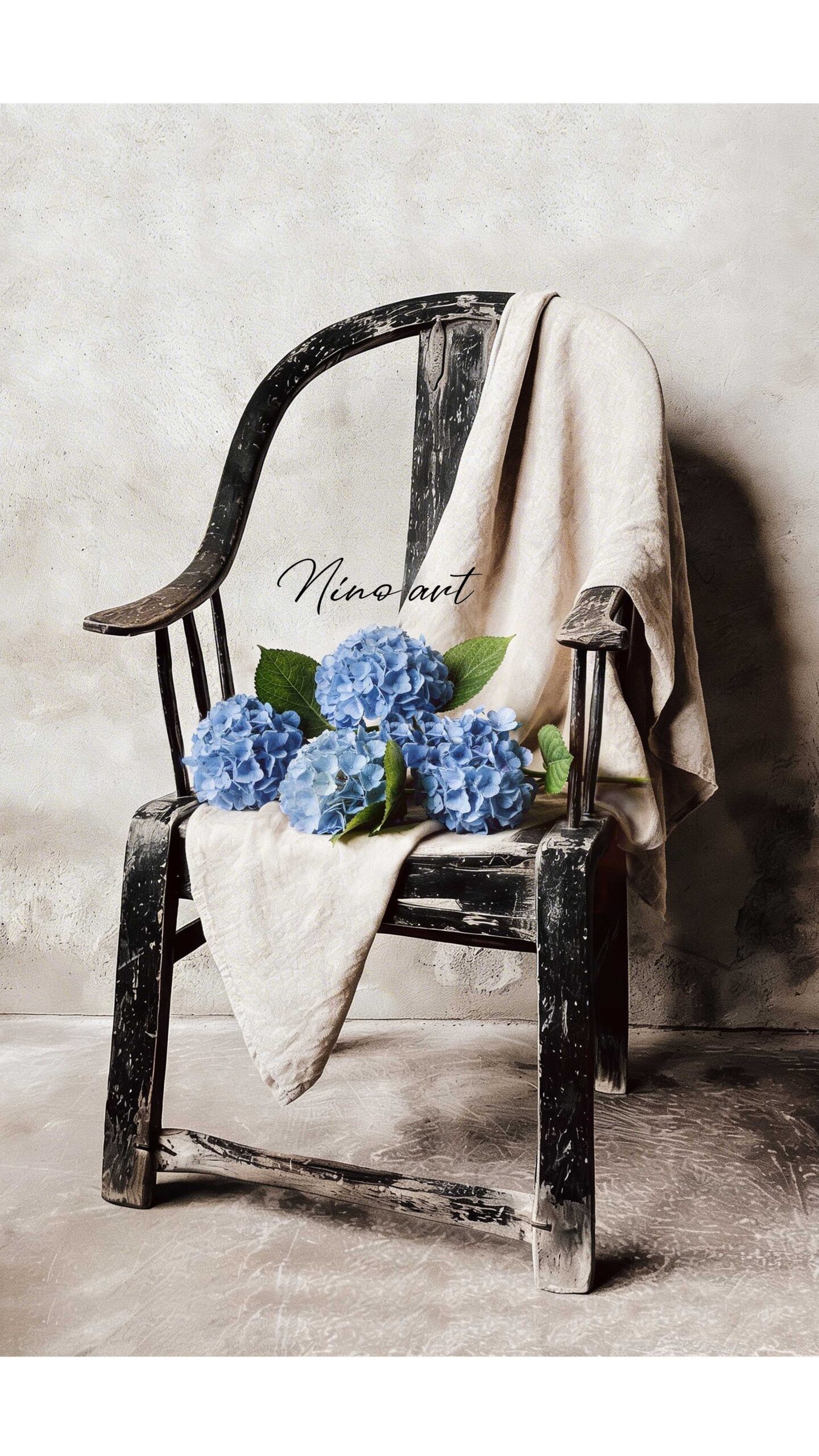 de-antieke-stoel-blauw L38A de antieke stoel met blauwe hortensia XL - Afbeelding 1